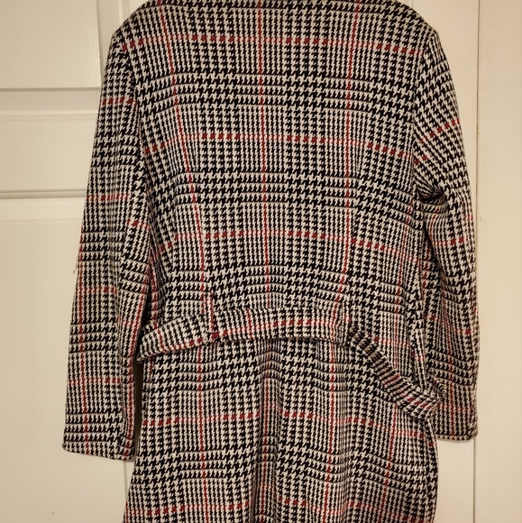 Ladies coat - Picture 5 of 8